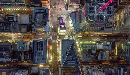 La Grande Mela sottosopra La Grande Mela sottosopra